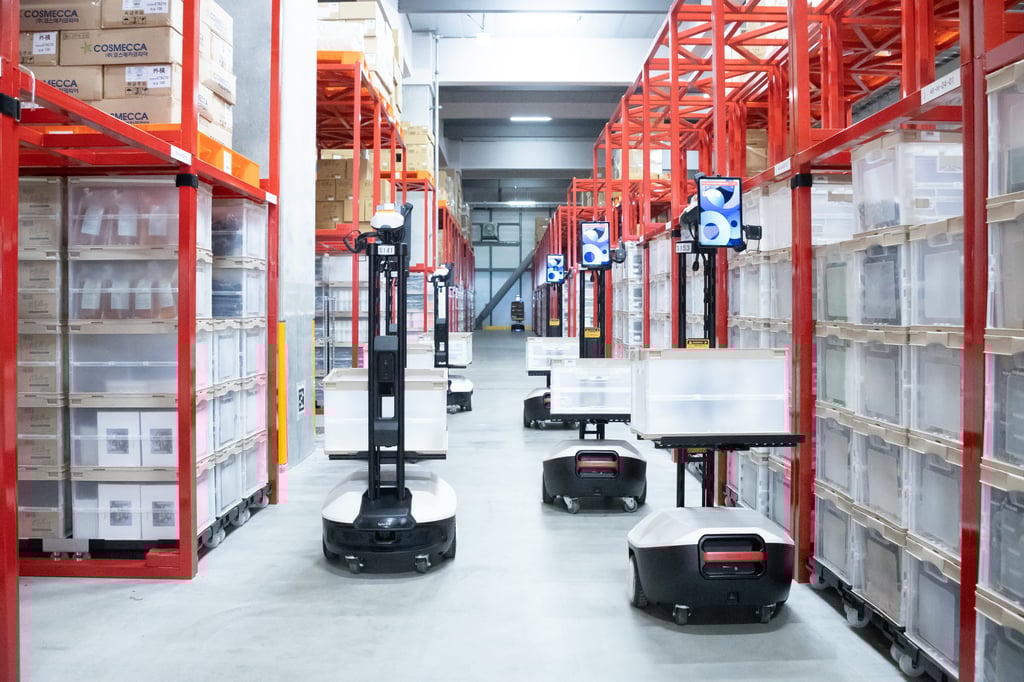 STOCKCREW、ネットショップの発送に特化した自動化物流センターを開設