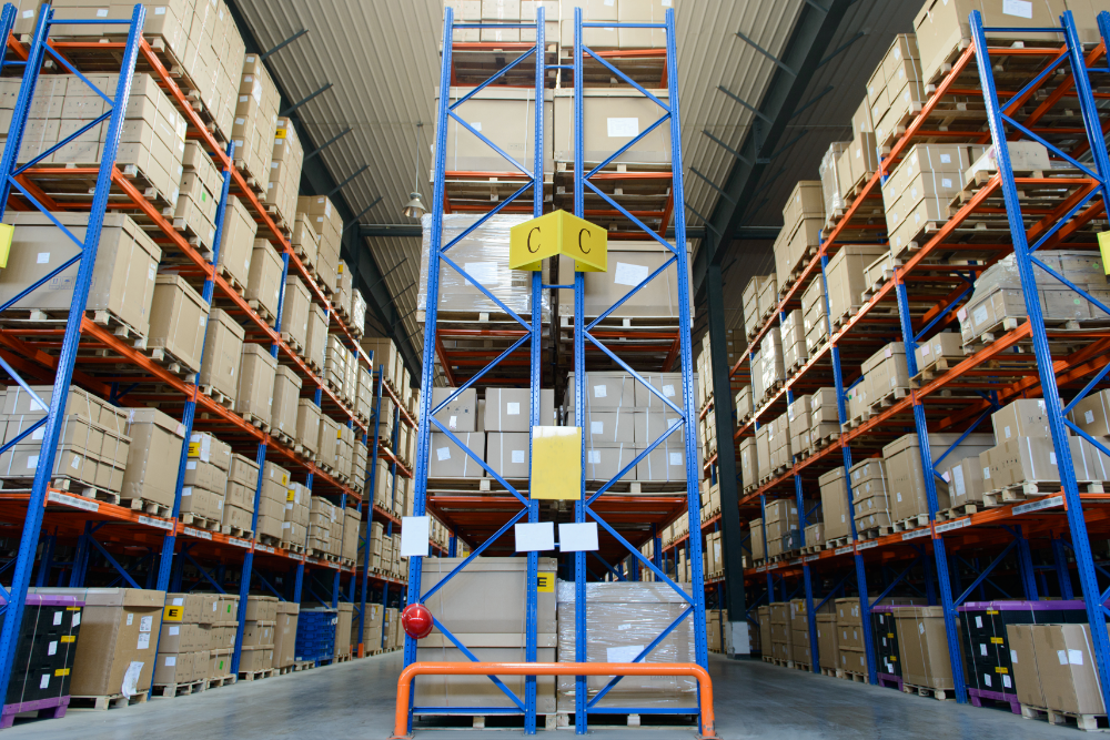 倉庫　物流センター