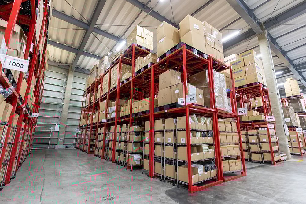 STOCKCREWとは？倉庫オペレーション・AMRロボット・料金体系・現場改善文化まで徹底紹介